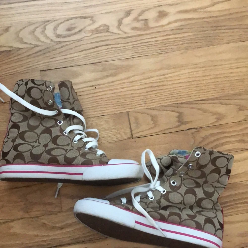 COACH HIGH TOPS - Picture 9 of 9